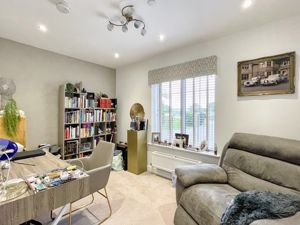 Photo 17- click for photo gallery